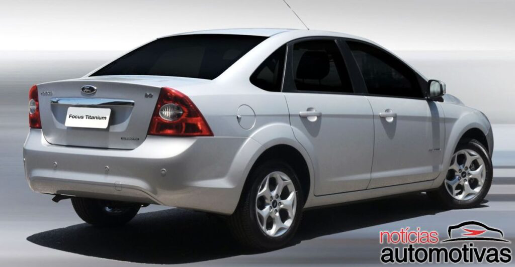 focus sedan titanium 2012 2