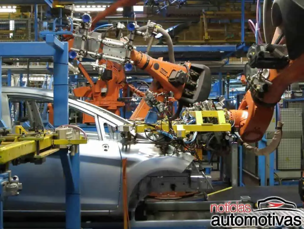 Ford: Colônia produzirá carros elétricos com base MEB na Alemanha 