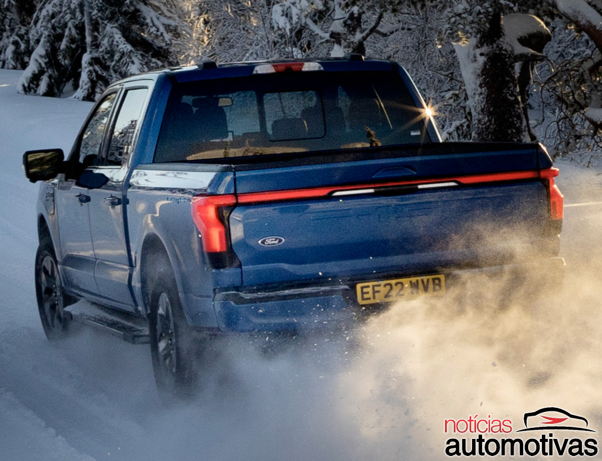 ford f 150 lightning (2) ford f 150 lightning (2)