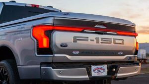 ford f 150 lightning fighter country edition 3