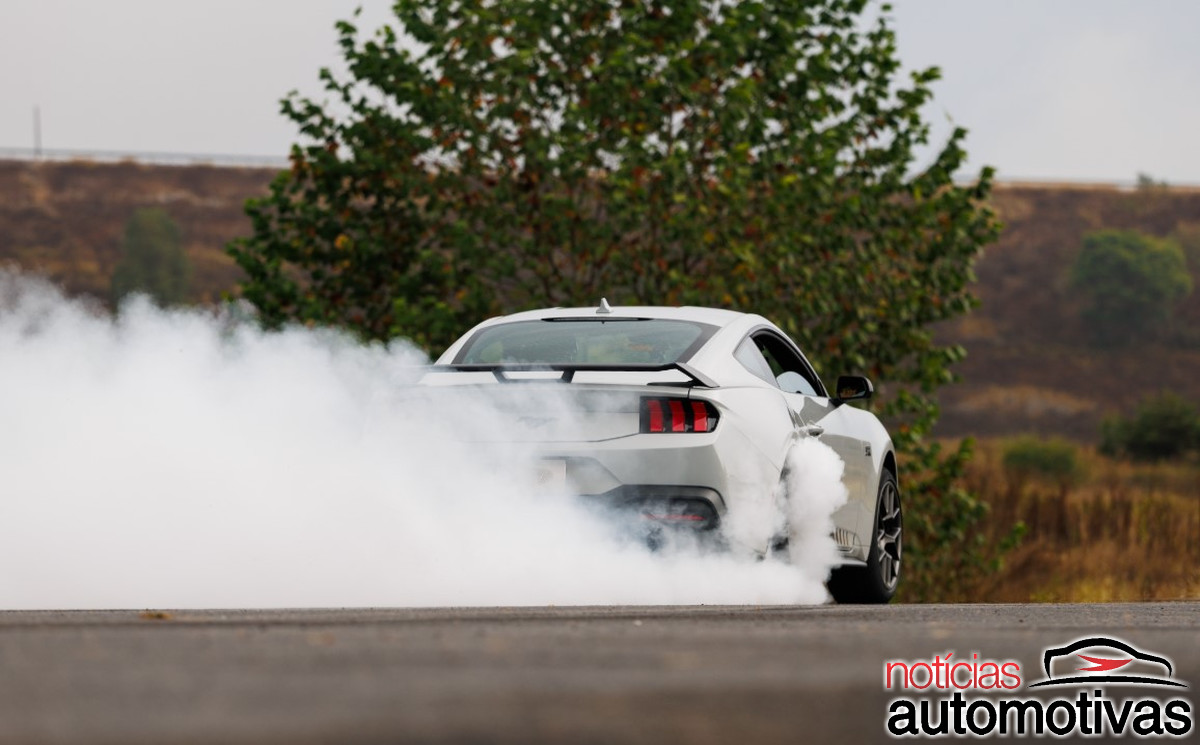 ford mustang rtr package 2