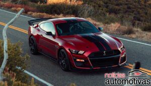 Ford: ladrões roubam 4 Mustang Shelby GT 500 de fábrica nos EUA 