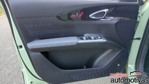 geely ex2 avaliação na (20)