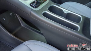 geely ex2 avaliação na (28)