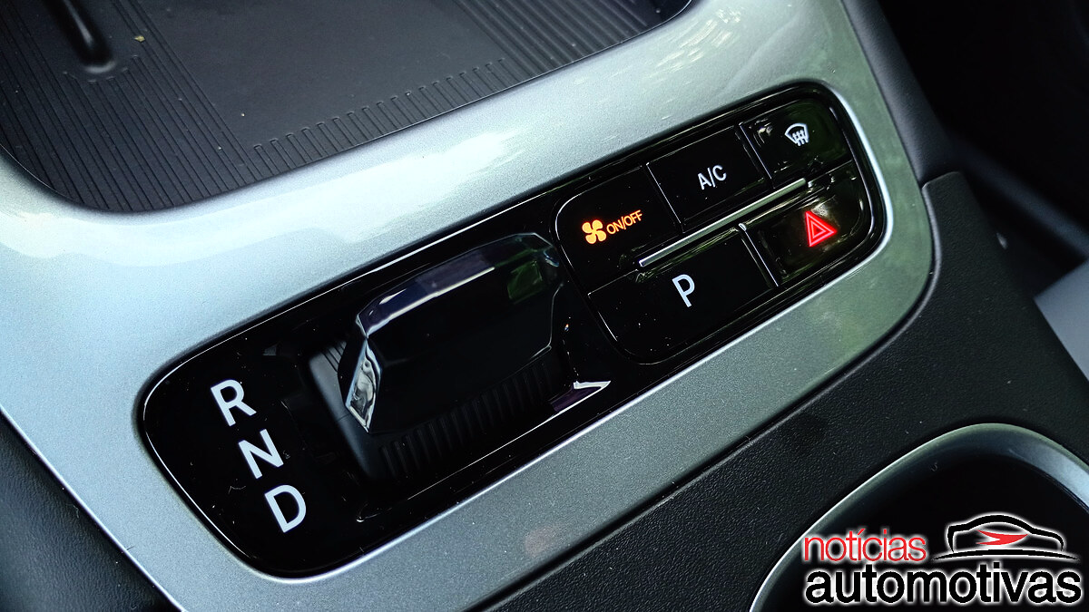 geely ex2 avaliação na (30)