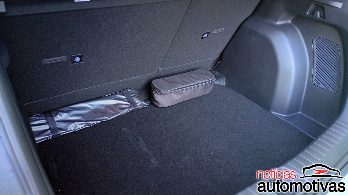 geely ex2 avaliação na (42)