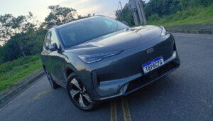 geely ex5 avaliação na (1)