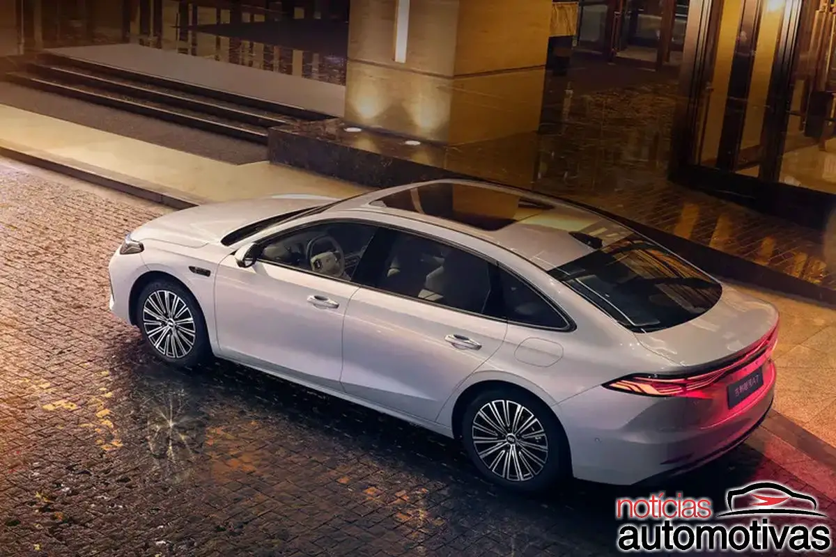 geely galaxy a7 2webp
