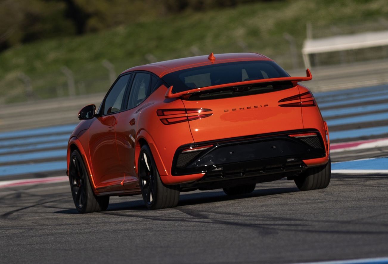 genesis gv60 magma 2