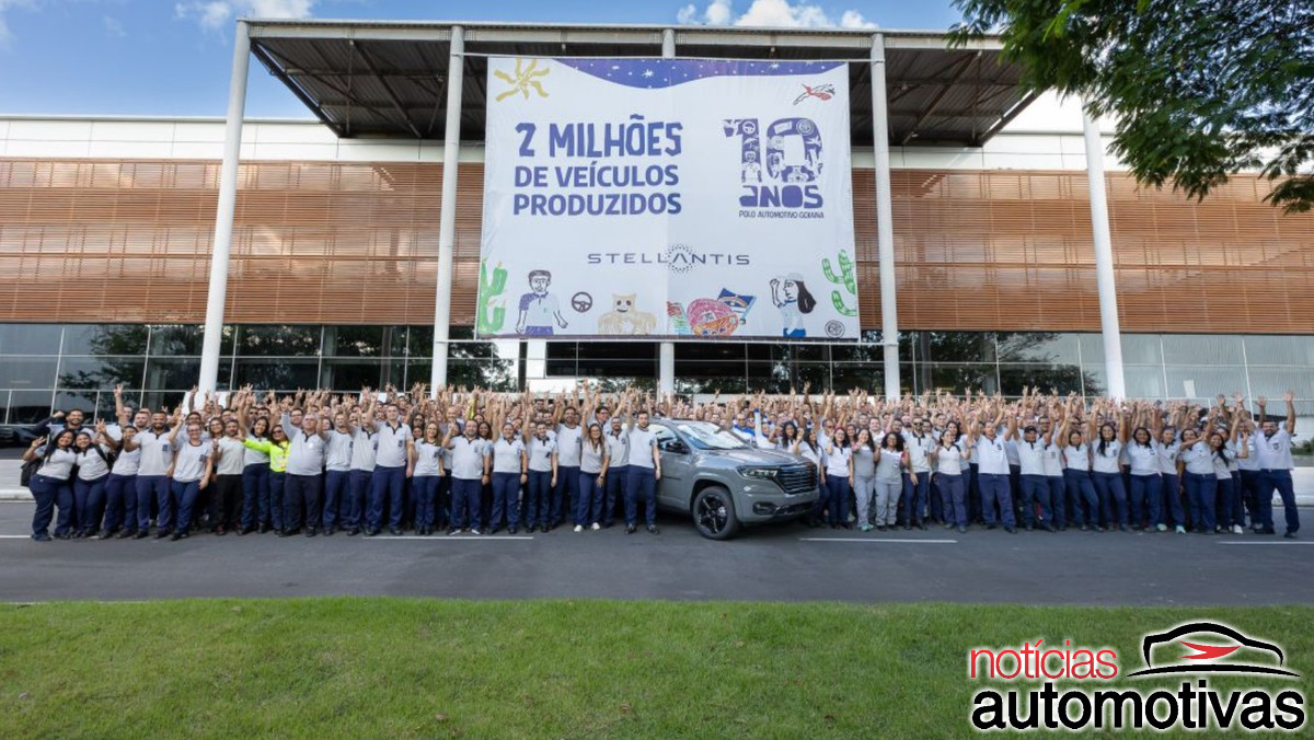 Stellantis comemora 2 milhões de veículos feitos em Pernambuco; planta de Goiana faz carros de três marcas