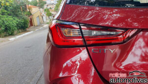 honda city hatchback 2025 avaliação na (42)