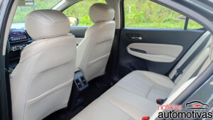 honda city sedan touring avaliação na (19)
