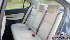 honda city sedan touring avaliação na (21)