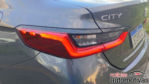 honda city sedan touring avaliação na (43)