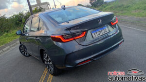 honda city sedan touring avaliação na (48)