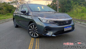 honda city sedan touring avaliação na (49)