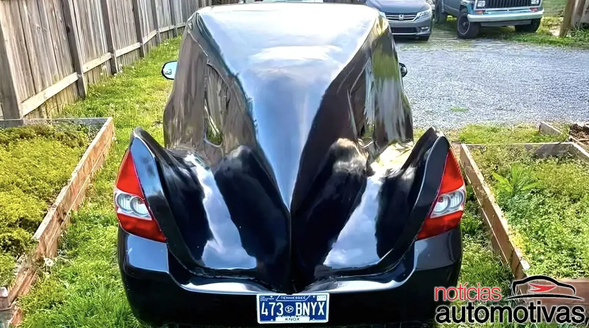 honda fit batmobile (1) honda fit batmobile (1)