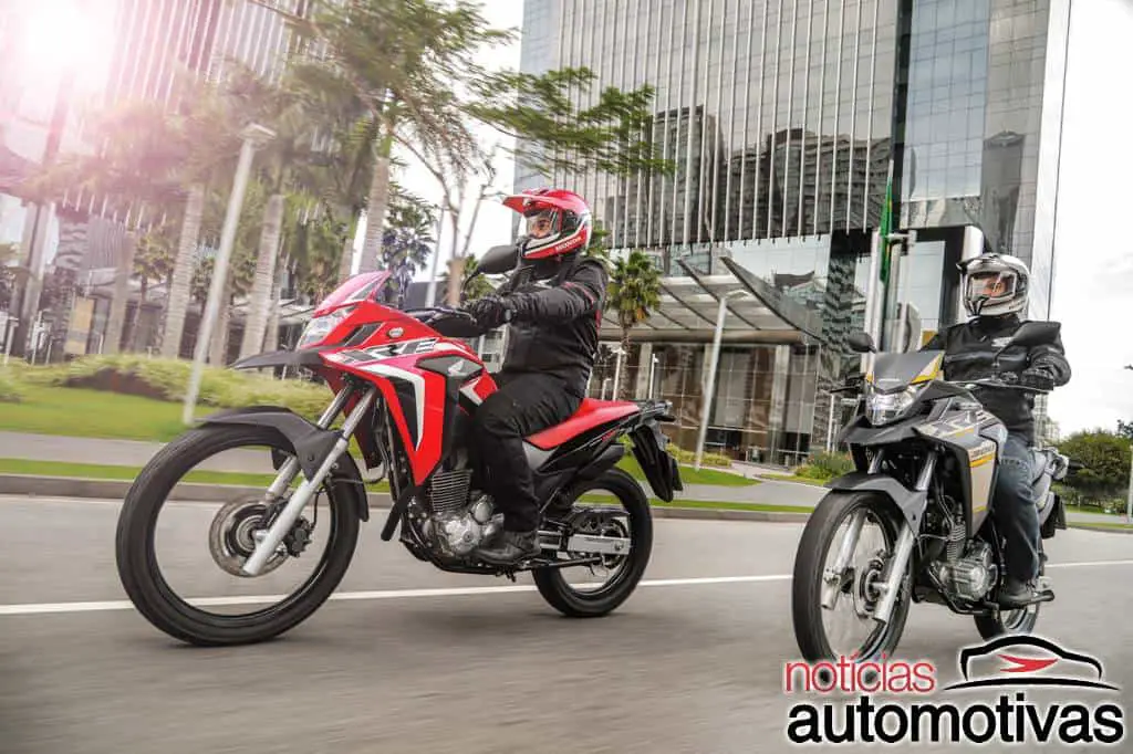 Honda XRE 300 2022: novas cores e grafismo a partir de R$ 20.390 