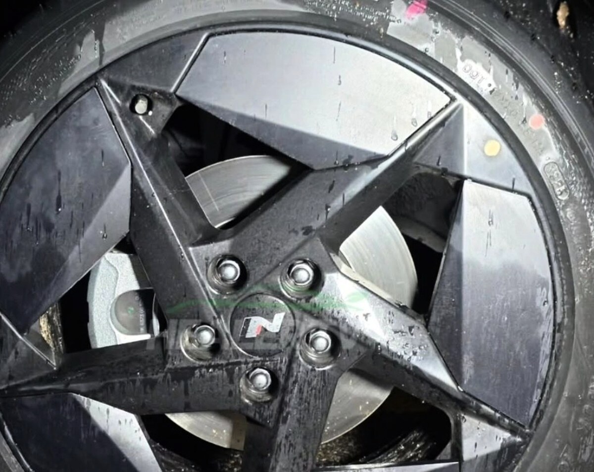 hyundai ioniq 3 flagra (3)