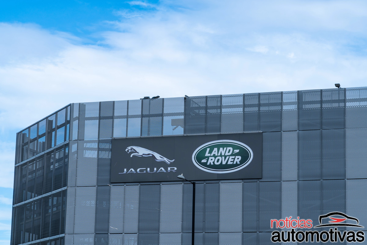 jaguar land rover logo (3) jaguar land rover logo (3)