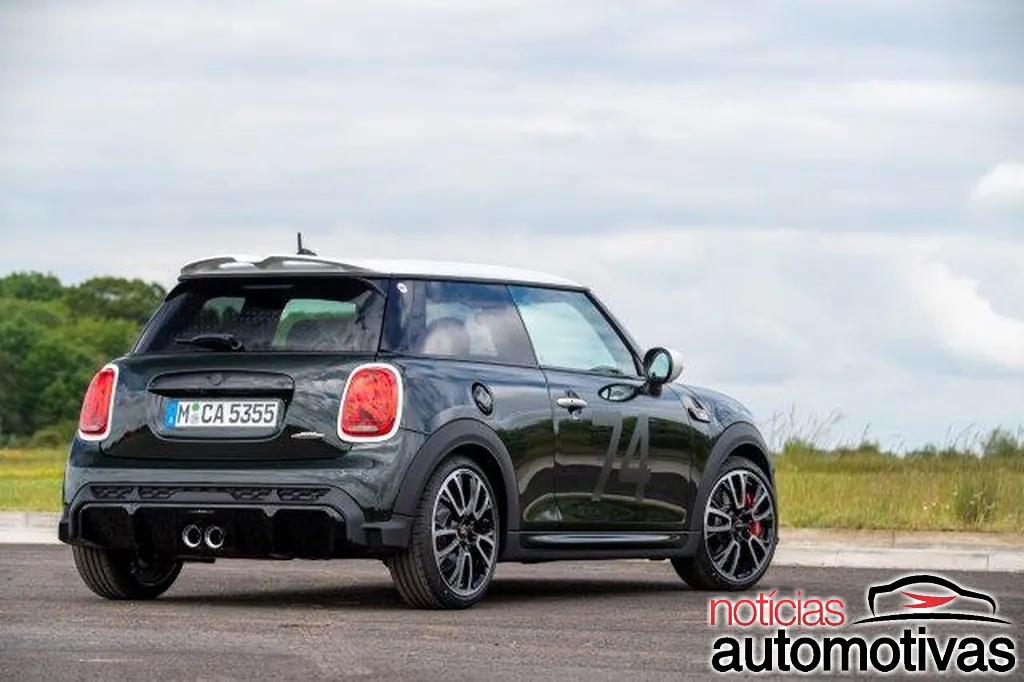 MINI Anniversary Edition usa mecânica do JCW e custa R$ 299.990 