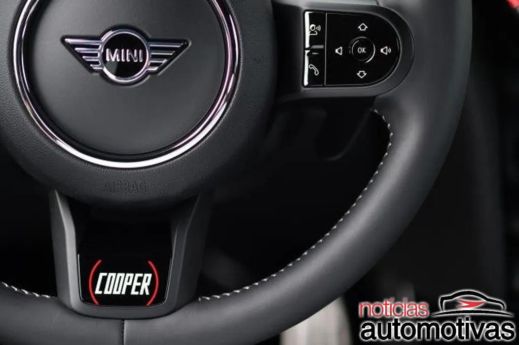 MINI Anniversary Edition usa mecânica do JCW e custa R$ 299.990 