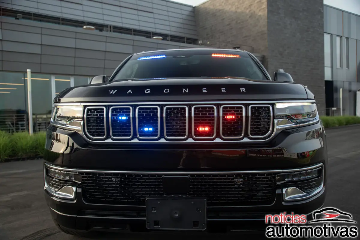 jeep wagoneer cov 3