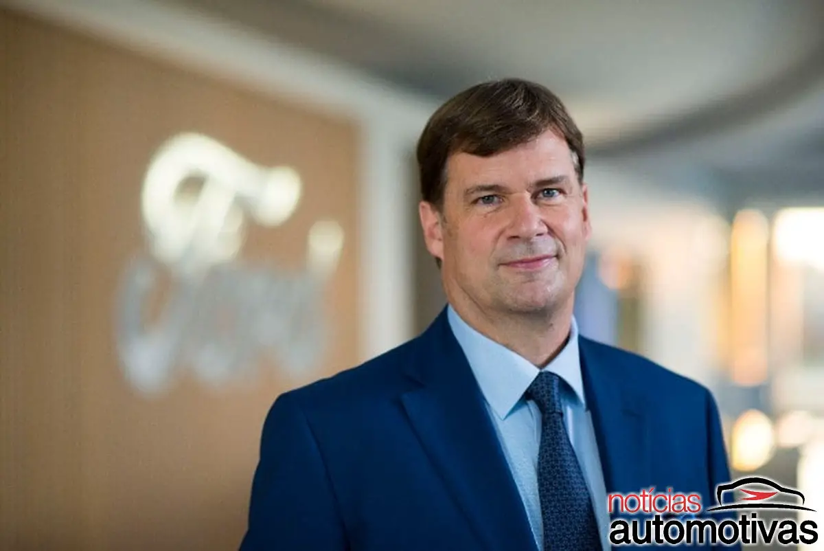 Jim Farley, CEO da Ford, diz que a China está pelo menos 10 anos à frente dos Estados Unidos em tecnologia de baterias para EVs