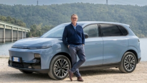 jornalista leapmotor b10