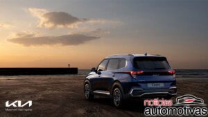 kia-carens-2022-oficial-4-300x170 Novo Kia Carens ganha cara de SUV, mas foco continua familiar