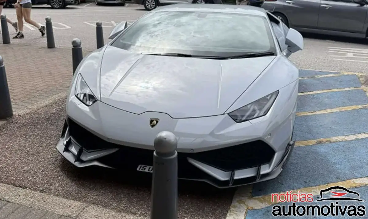 Fúria online ataca dono de Lamborghini estacionado em vaga especial, mas é humilhada pelo dono do esportivo