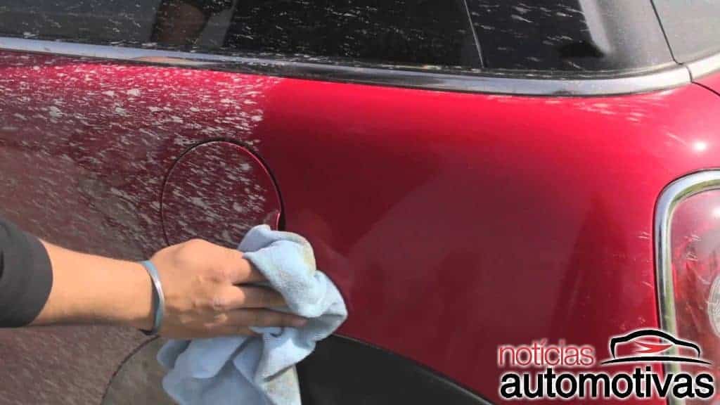 Como lavar carros a seco - Notícias Automotivas