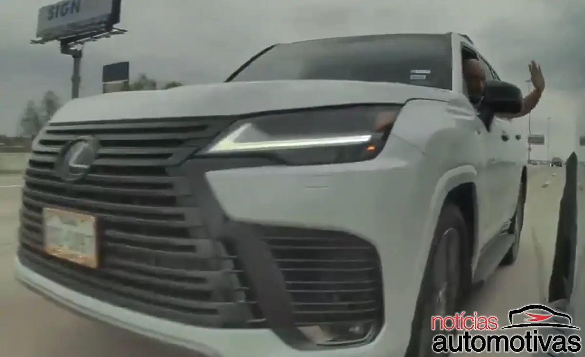 lexus cybertruck texas (2)