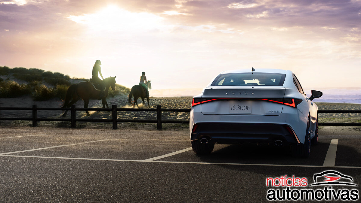 lexus is 300h 3 lexus is 300h 3