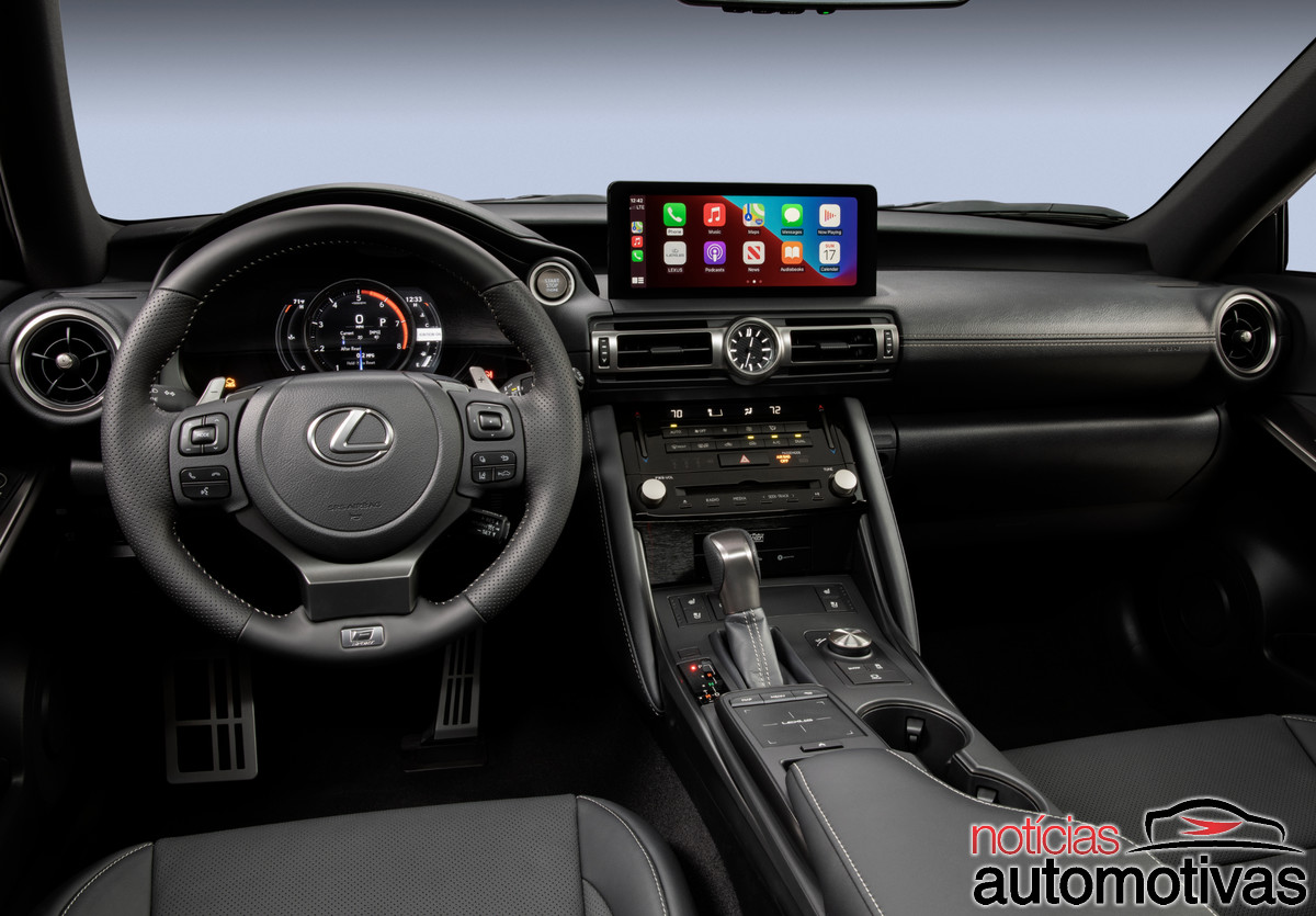 lexus is 500 2022 interior