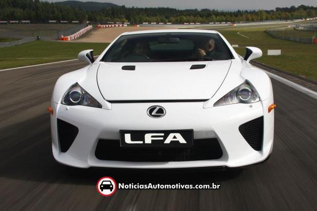 lexus lfa 2012 3 Lexus LFA: quem comprar o super esportivo nos EUA não poderá o revender para obter lucro