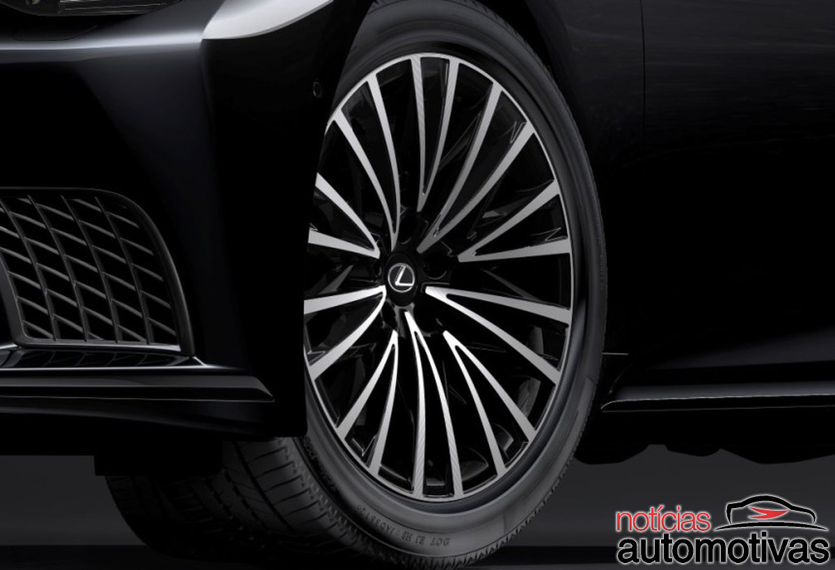 lexus ls 4