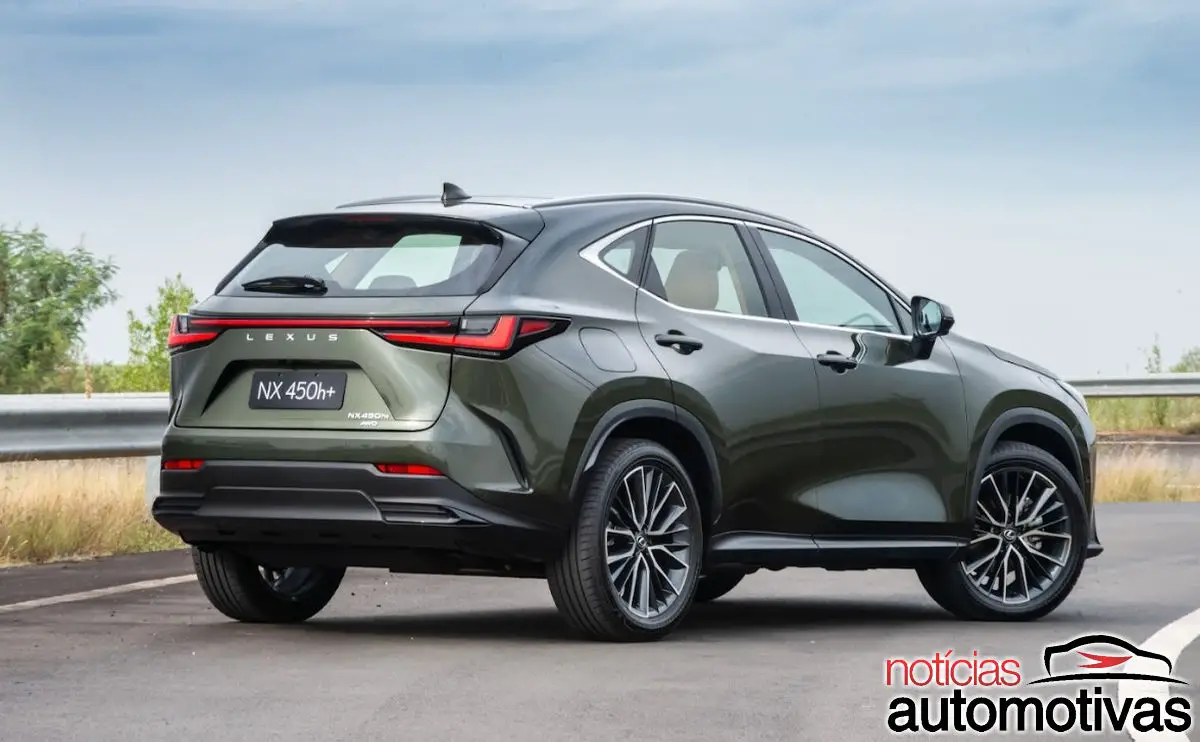 lexus nx 450h+ 1