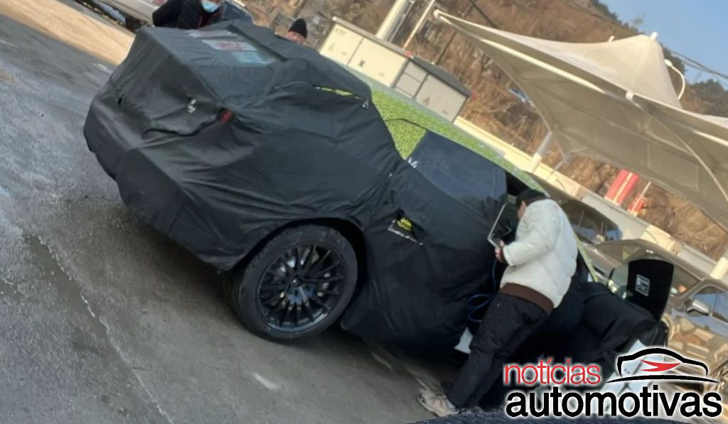 Lotus Type 132 é flagrado pela primeira vez na China 