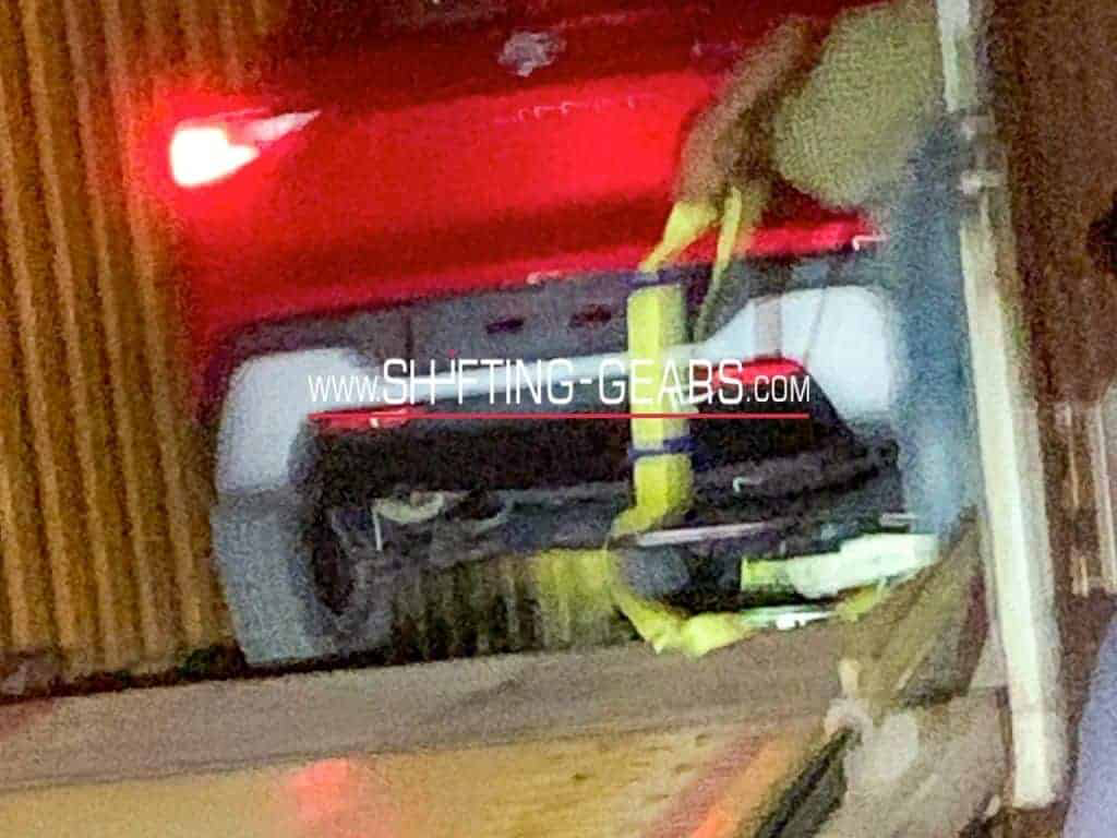 Nissan Magnite é flagrado sem camuflagem na Índia - SUV será nacional 