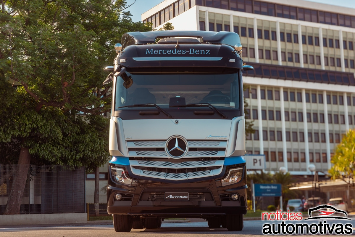 mb actros 15 anos 2