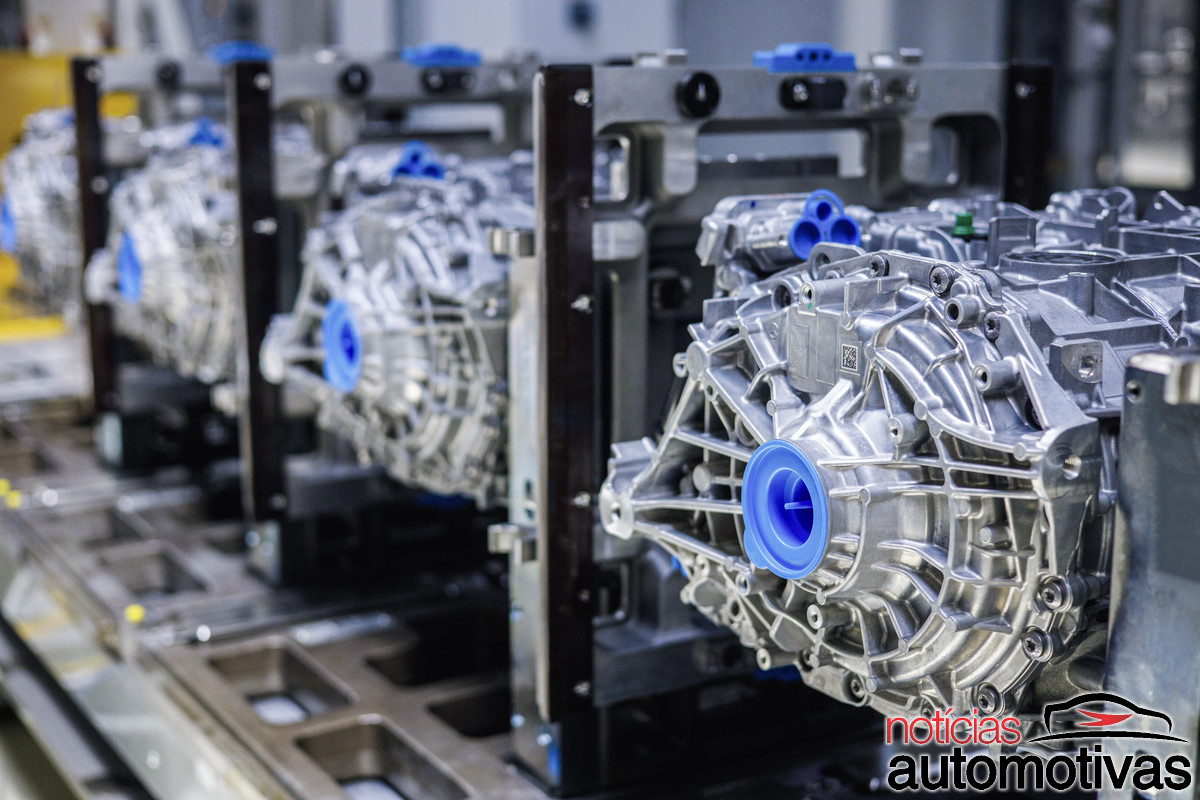 Produktionsstart der elektrischen Antriebseinheiten für den Mercedes Benz GLC bei Tochter Star Assembly Start of production of Mercedes Benz GLC electric drive units at subsidiary Star Assembly Produktionsstart der elektrischen Antriebseinheiten für den Mercedes Benz GLC bei Tochter Star Assembly Start of production of Mercedes Benz GLC electric drive units at subsidiary Star Assembly