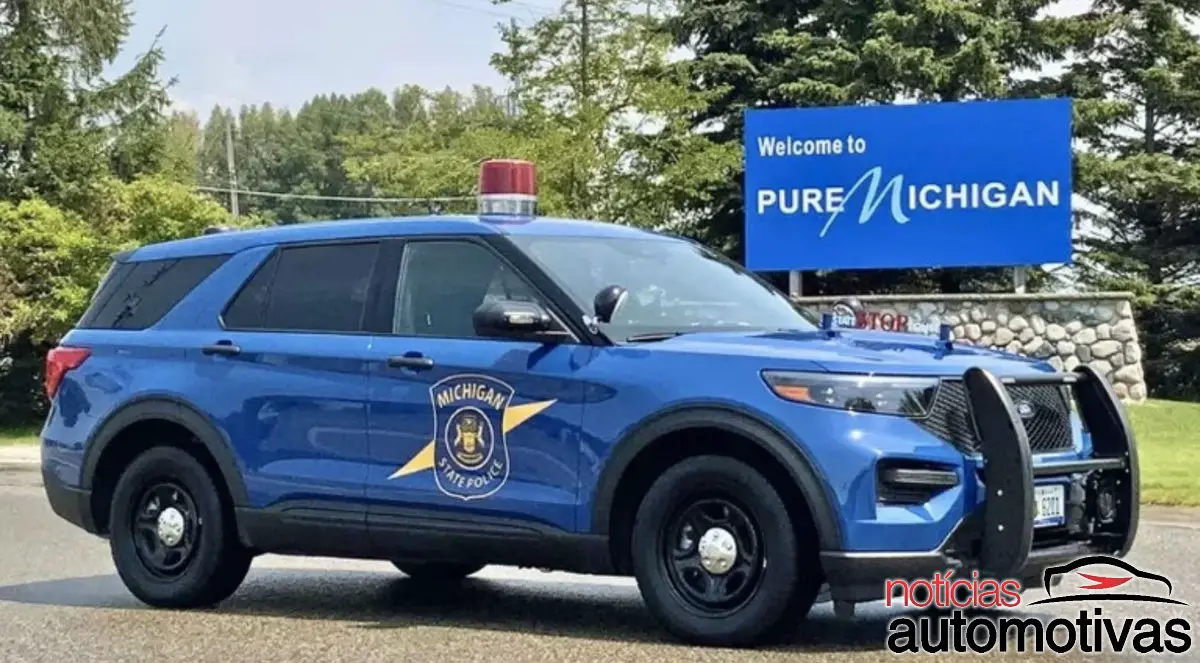 michigan policia bubble light (1) michigan policia bubble light (1)