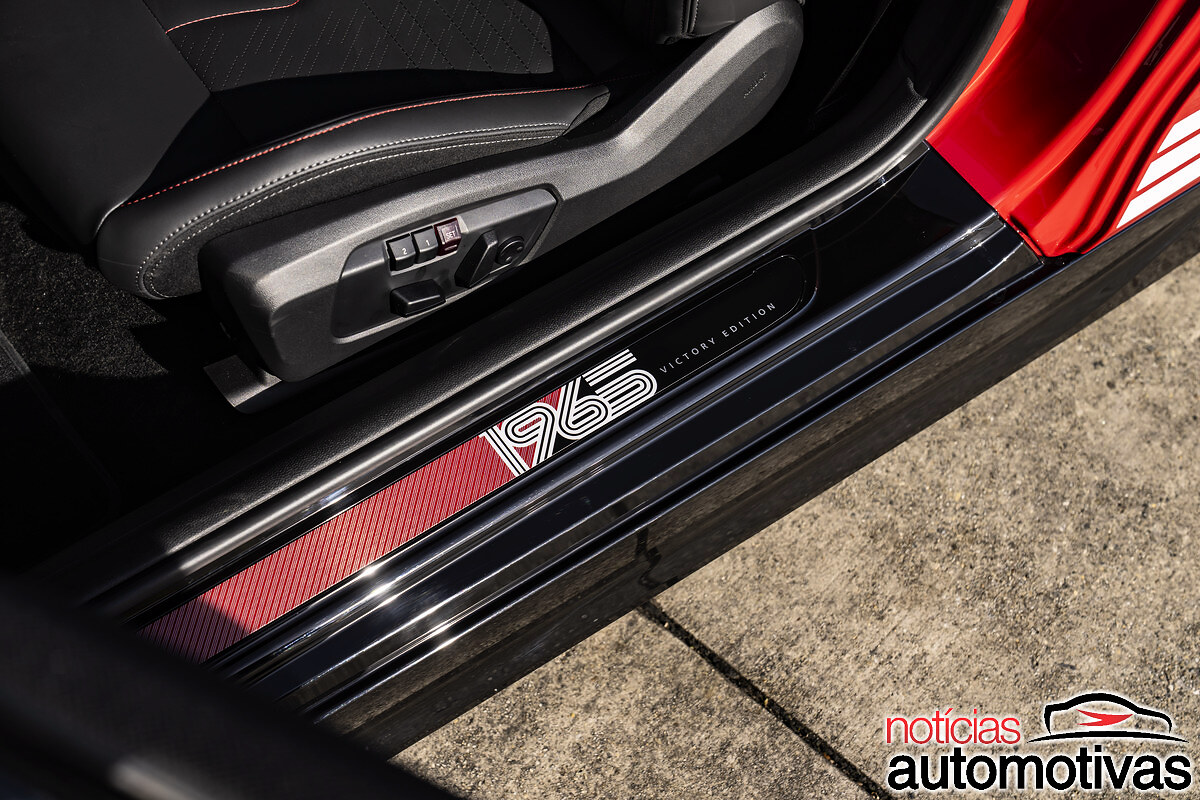 mini jcw 1965 victory edition 5