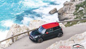 Brinquedo, MINI John Cooper Works 2022 chega por R$ 269.990 
