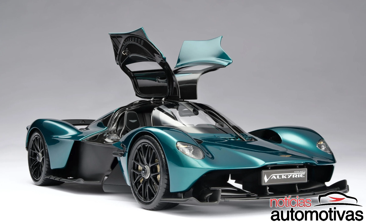 miniatura aston martin valkyrie (2) miniatura aston martin valkyrie (2)