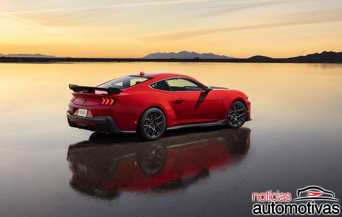 mustang dark horse sc 3