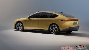 nio-et5-2022-4-300x170 NIO ET5 é lançado na China com autonomia de 1.000 km