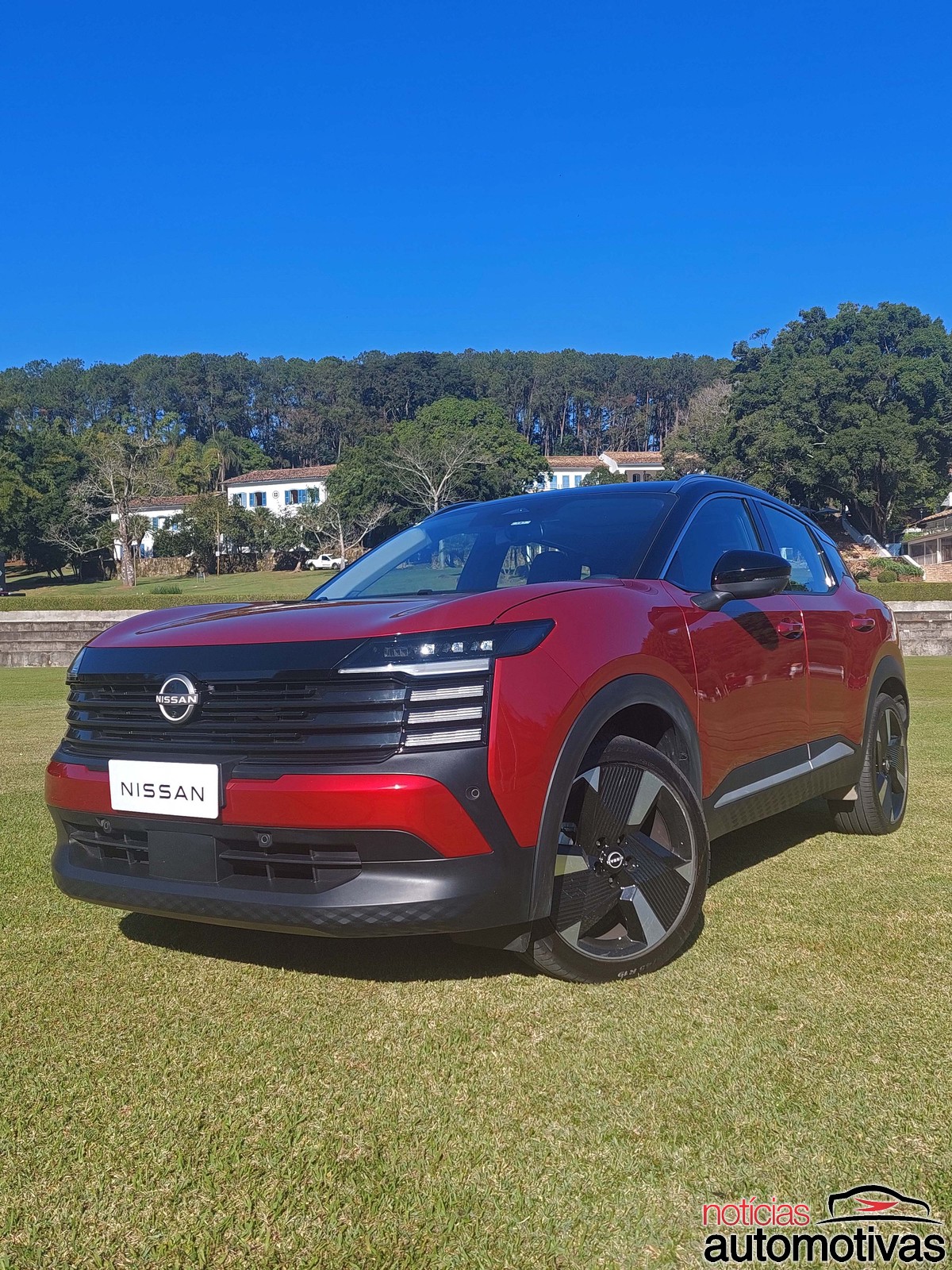 nissan kicks platinum (1)