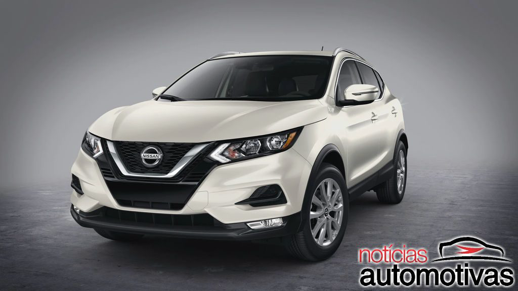 nissan rogue sport 4